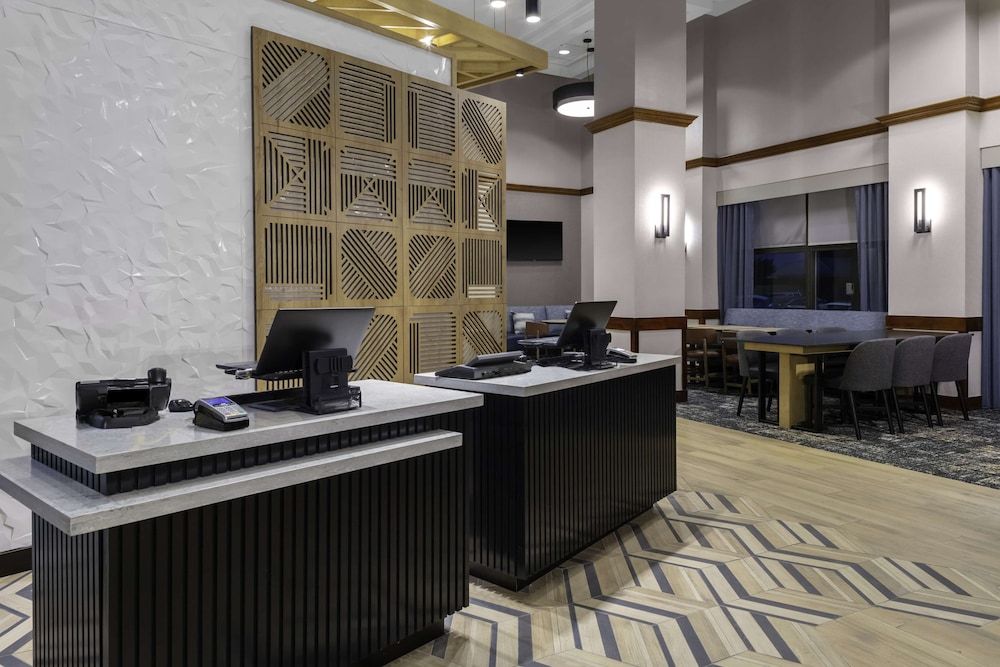Hyatt Place-Dallas/Arlington 2