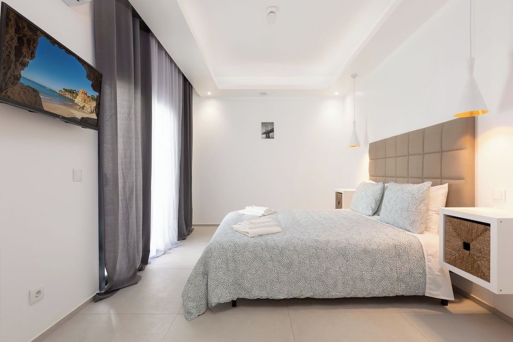 Correeira Luxury Residence 2