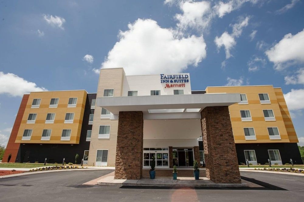 Fairfield Inn & Suites by Marriott Athens I-65 1