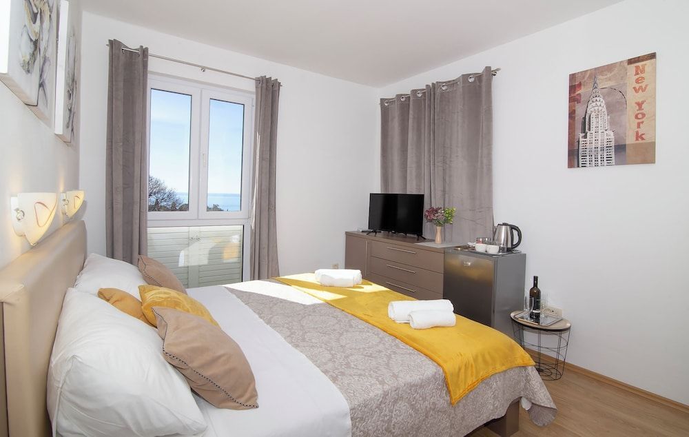 Room Beta with sea view 2