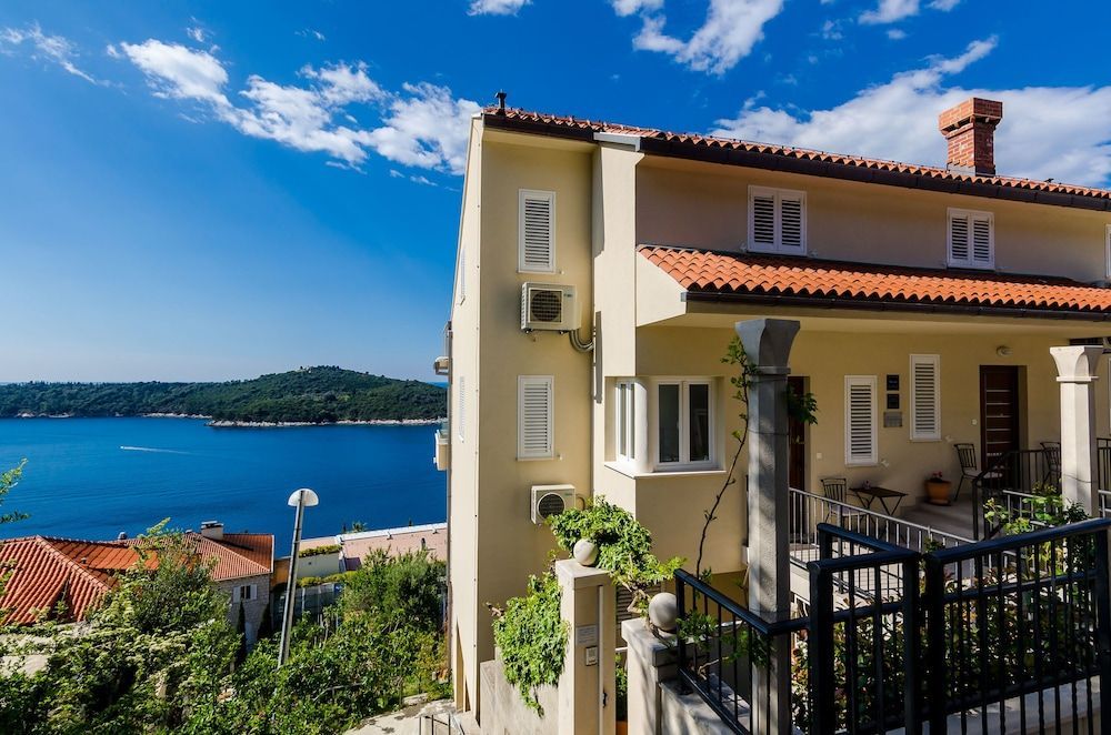 Amorino Of Dubrovnik Apartments 1