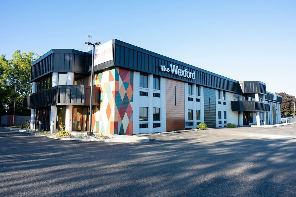 The Wexford Hotel 1