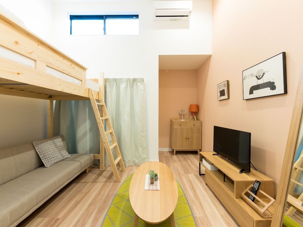 TRIP POD TAKASAGO B 1