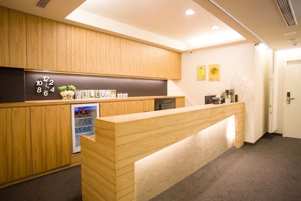 Fun Inn Taipei Hostel 2