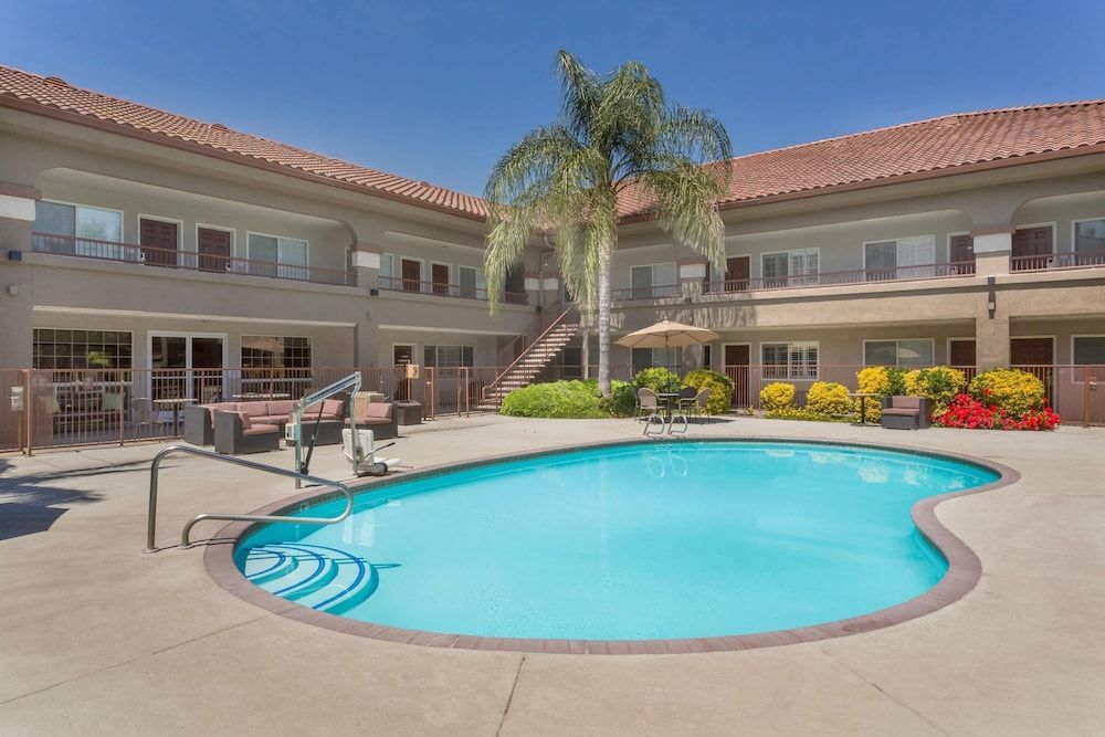 Baymont by Wyndham Modesto Salida 1