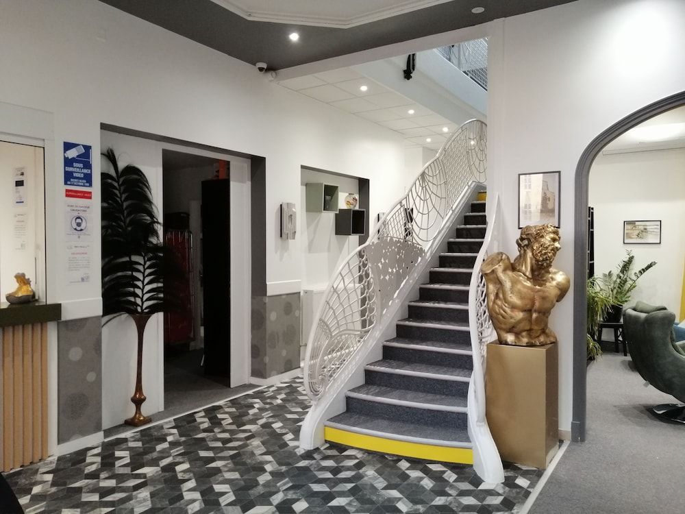 Hotel Moderne Vichy Soirée étape 2