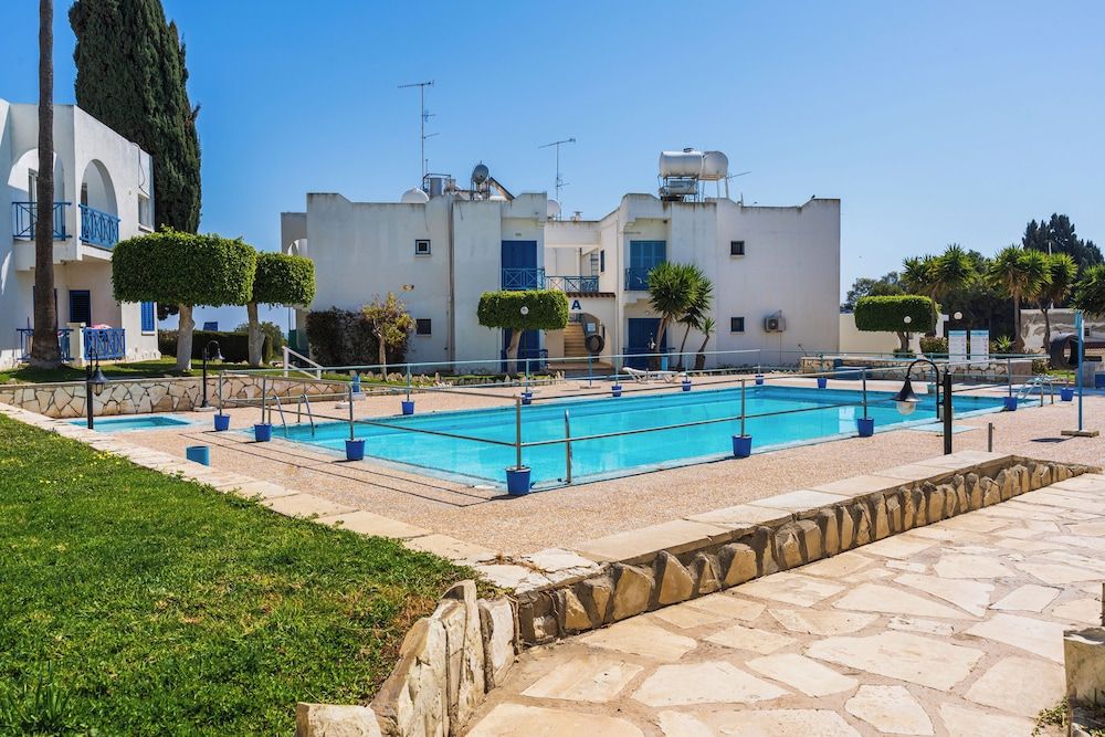 Seacret - 1-BR Apt With Pool in Pyla 1