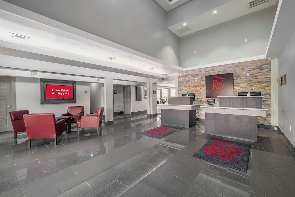 Red Roof Inn & Suites Calhoun 2