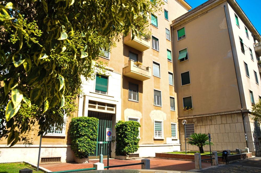 PRIME PALACE 1