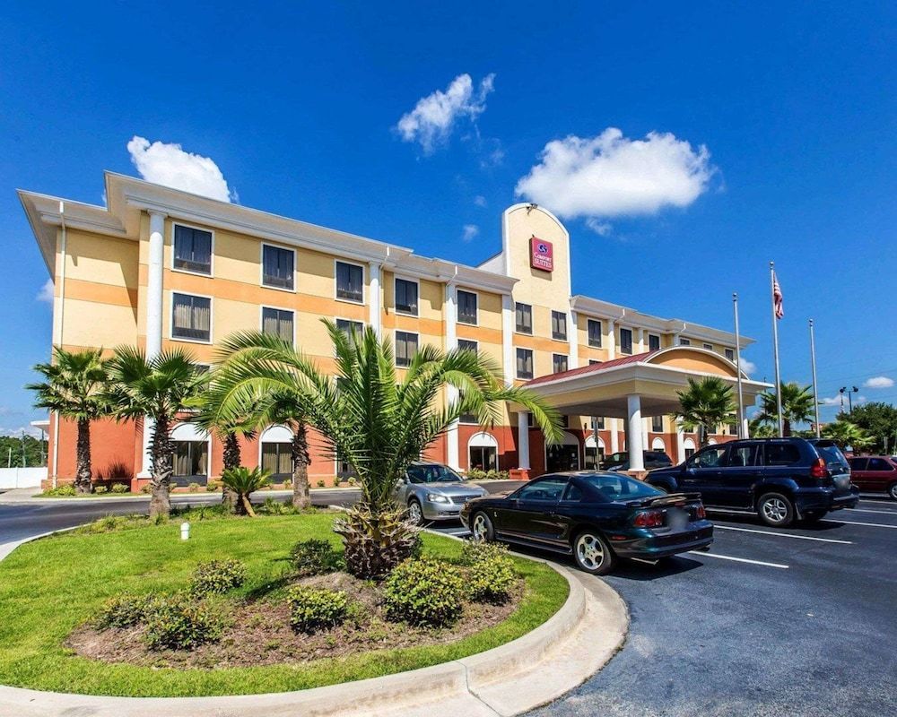 Comfort Suites Waycross 1