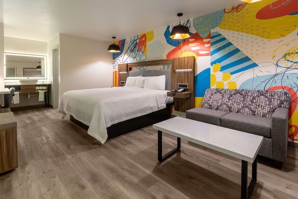 Signature Inn Houston Galleria 1