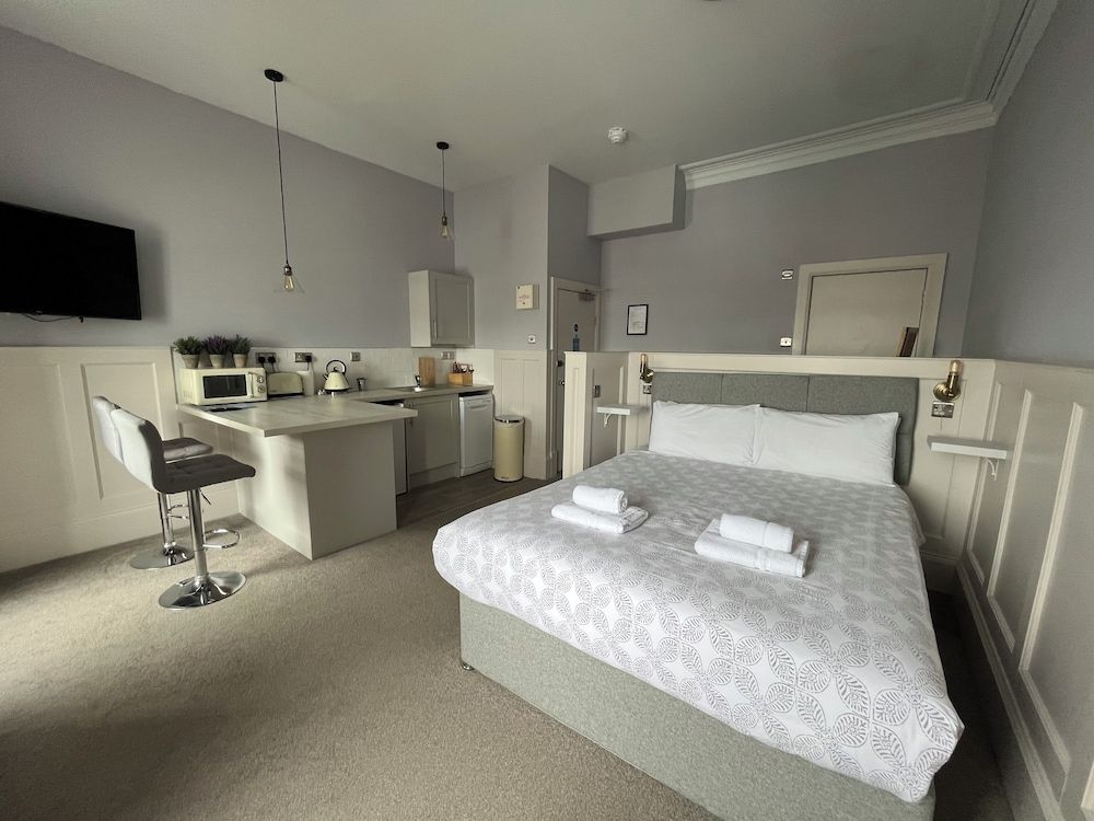 The Kelvin Hotel 2