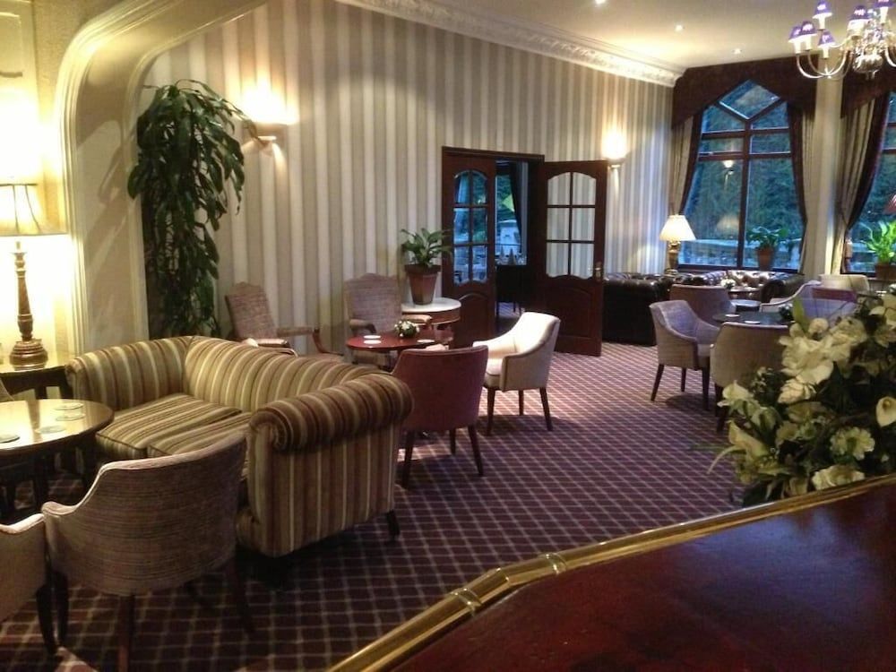 Oakwood Hall 1