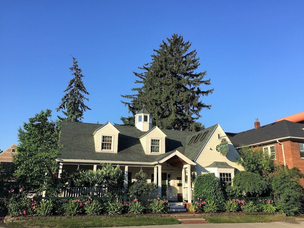 Wild Goose Inn 1