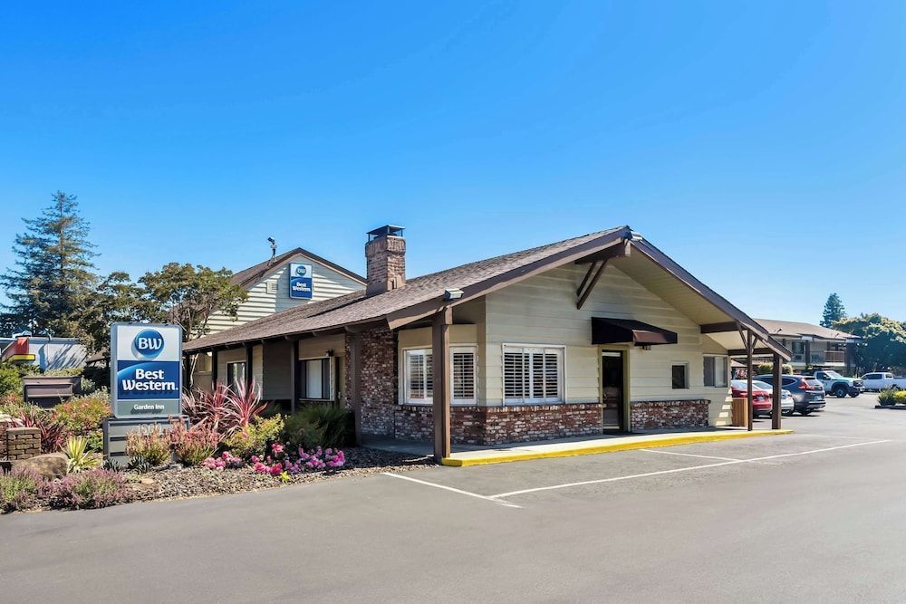 Best Western Garden Inn 1