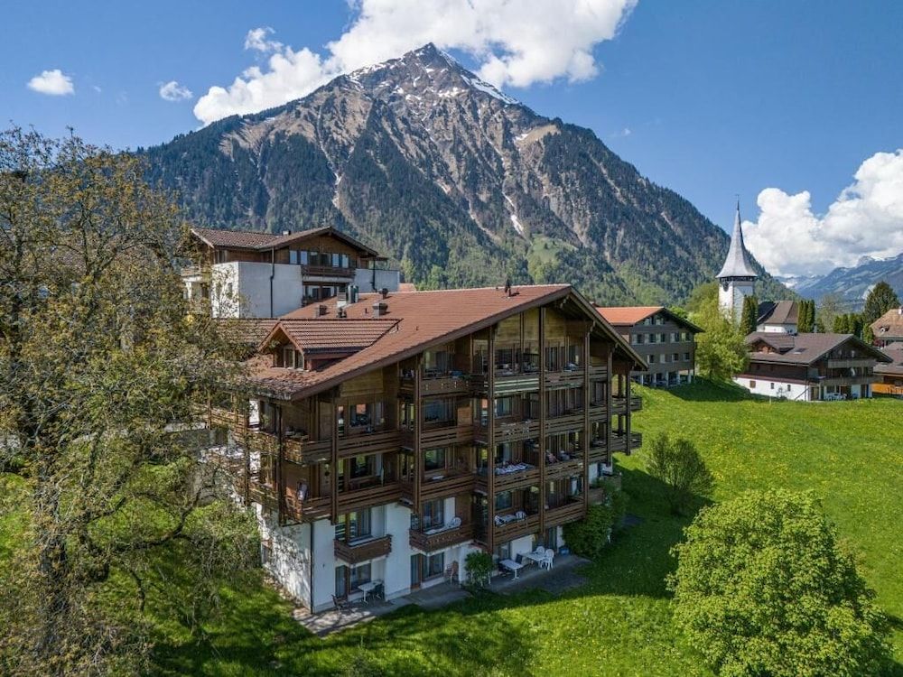 Hotel Aeschi Interlaken - Handwritten Collection 1