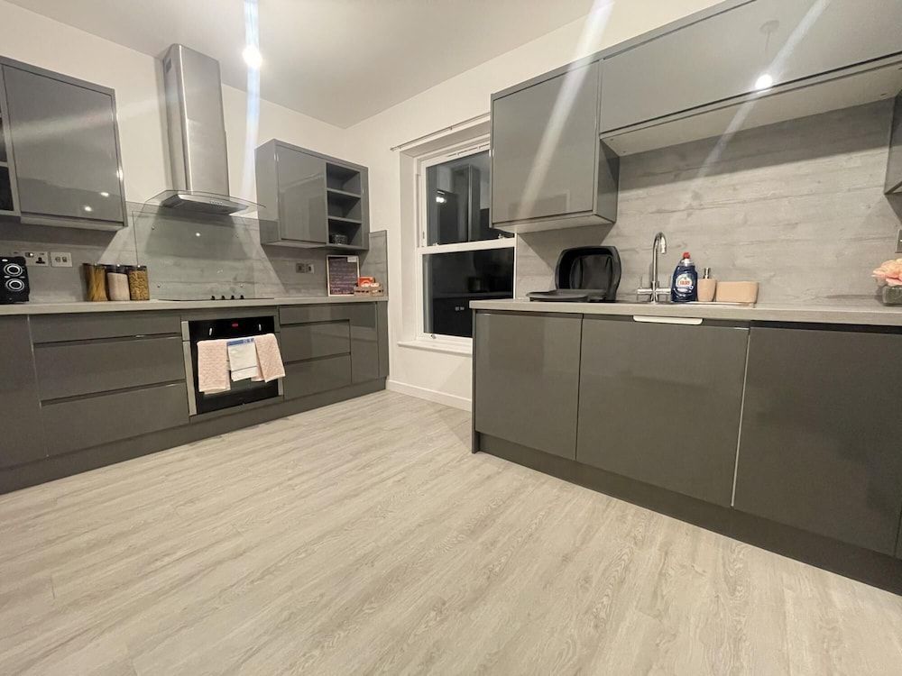 Quartz Apartment in Cambridge 2