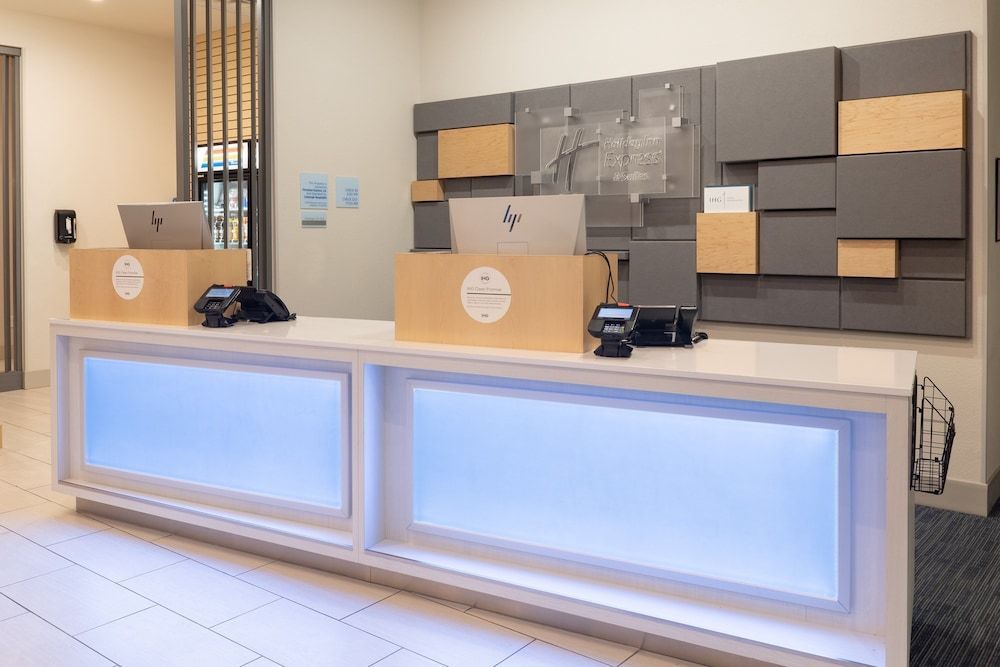 Holiday Inn Express & Suites FIRESTONE - LONGMONT by IHG 2