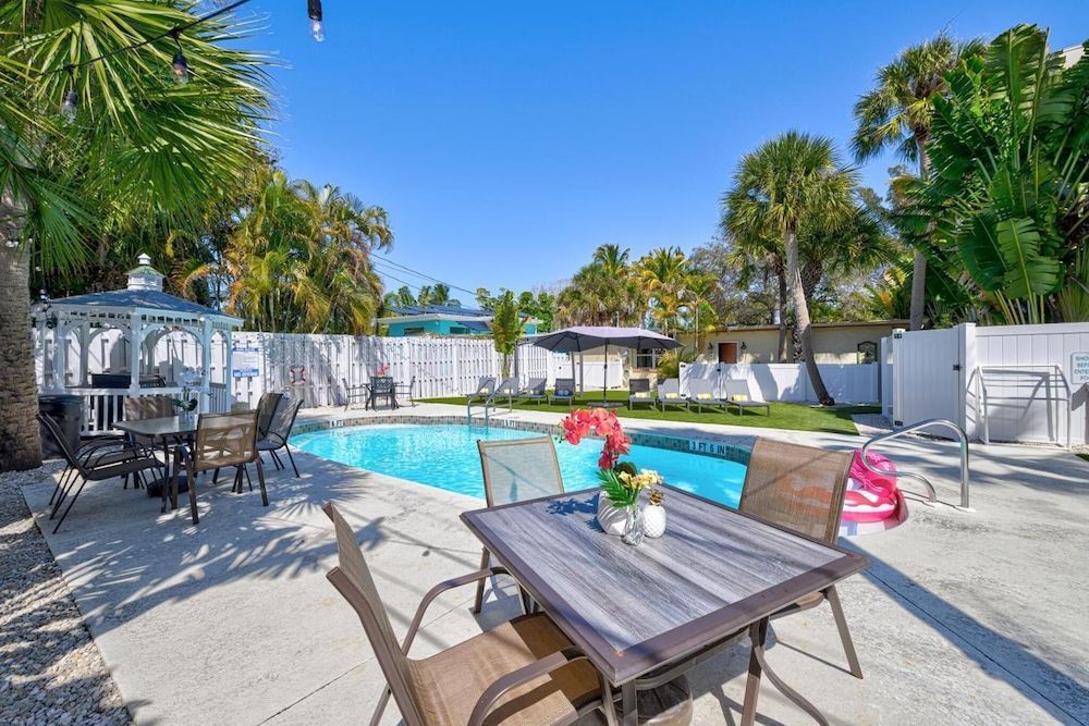The Ringling Beach House 1