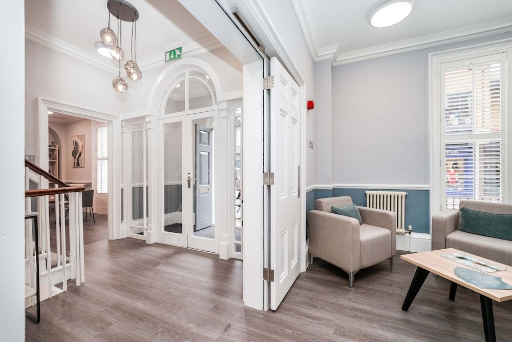 The Regent Aparthotel 2