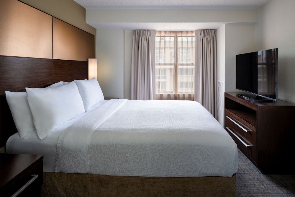 Residence Inn Washington, DC / Dupont Circle 1