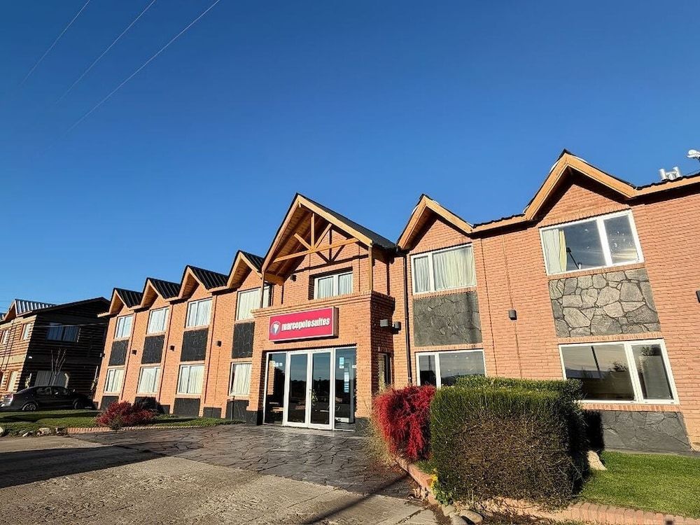 Marcopolo Suites Calafate 1