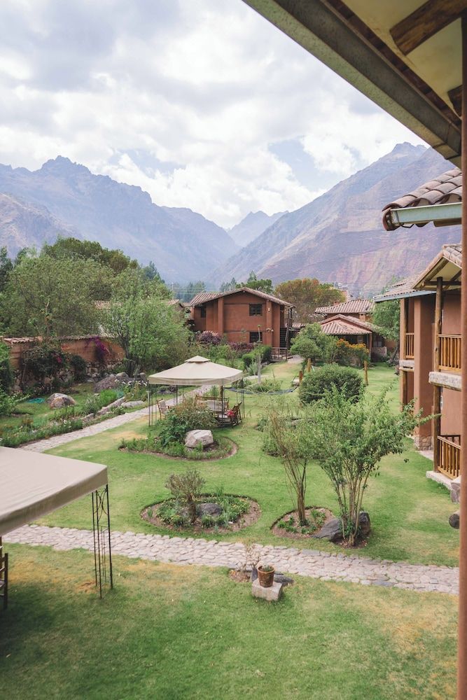 Lizzy Wasi Urubamba 1