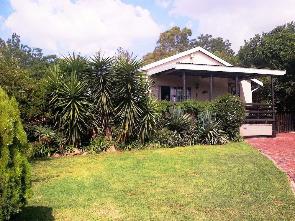 Pine Tree Lodge 1
