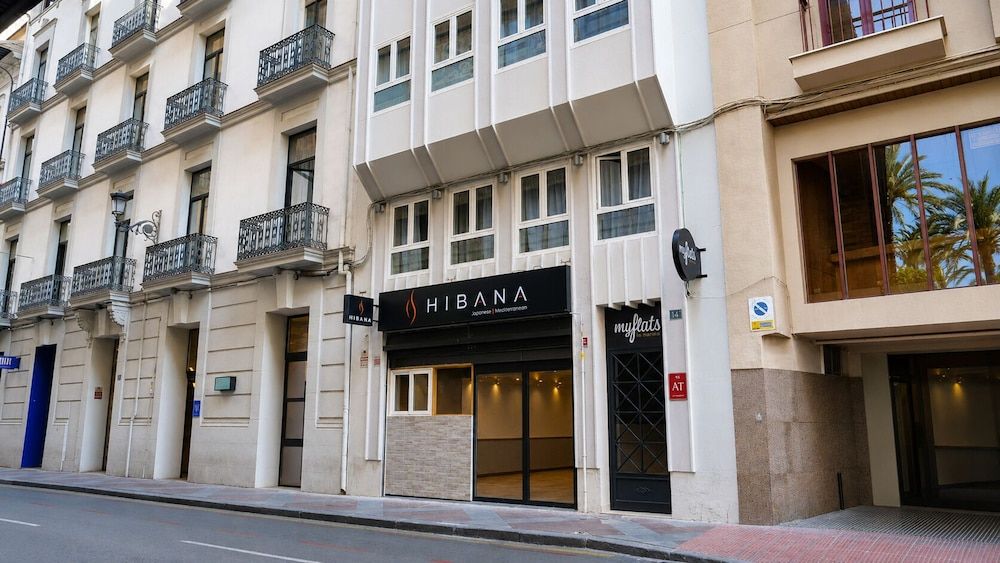MyFlats La Marina 1