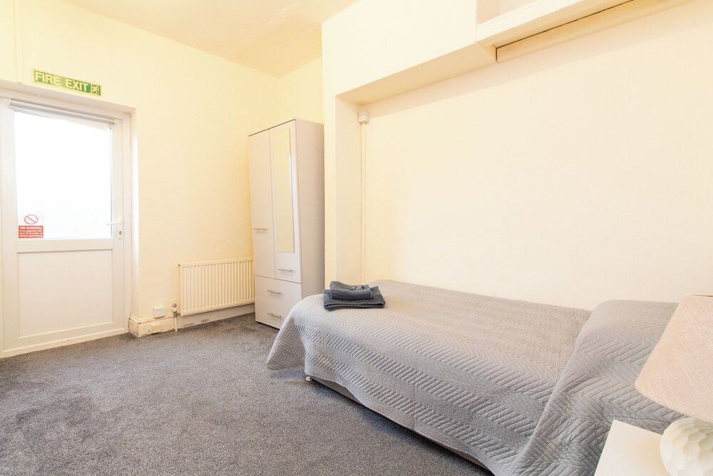 Thornbury Guest House Room 5 2