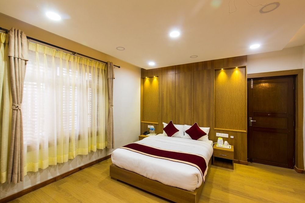 Paradise Hills Resort Hotel 2