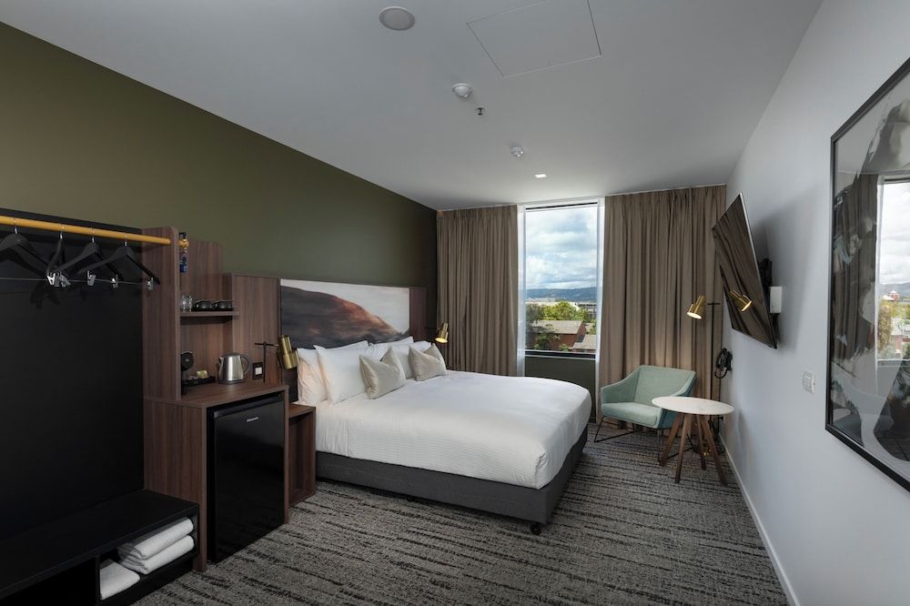 TRYP Adelaide by Wyndham 1