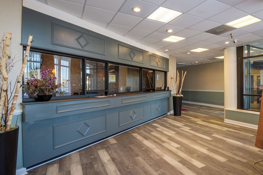 Dominion Inn and Suites 2