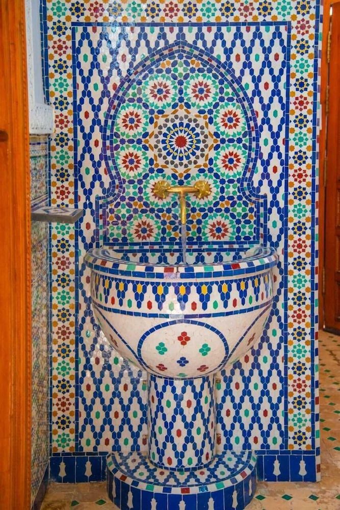 Riad Amely 2