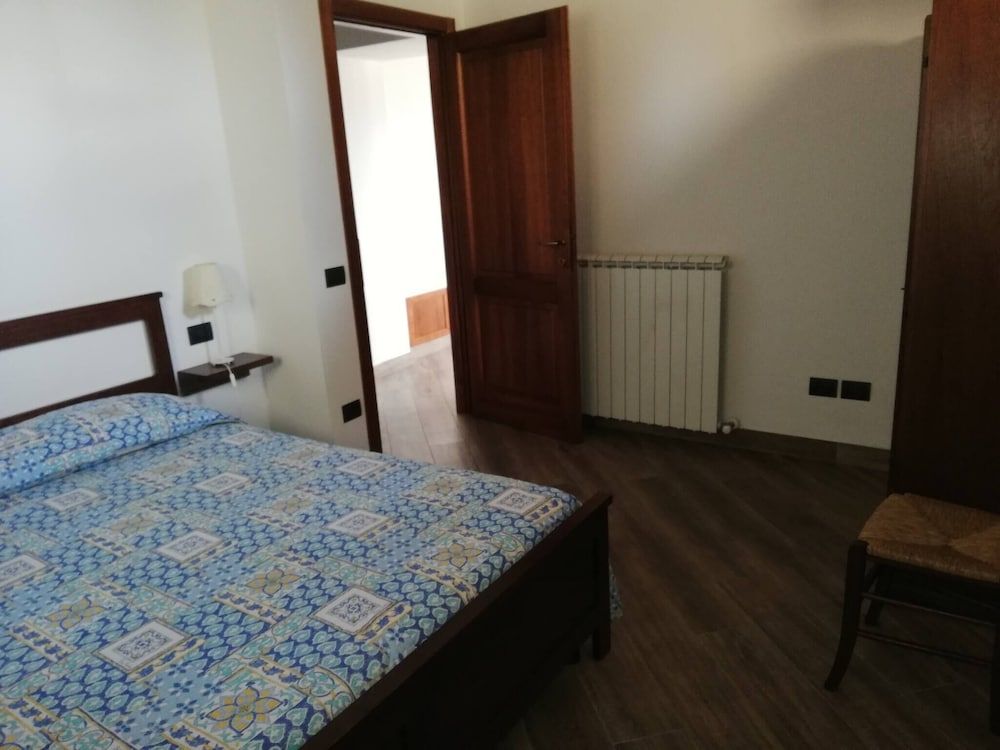 Apartment Rosa With 2 Bedrooms and Outdoor Shared Pool 2