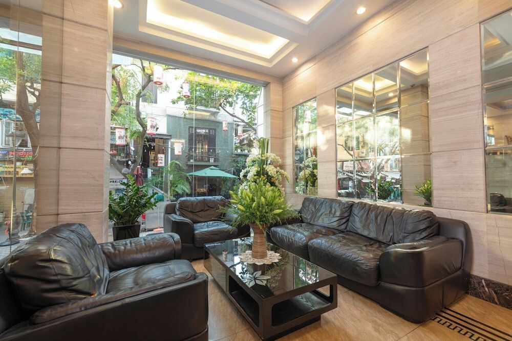 Sky Charm Hanoi Hotel and Spa 1