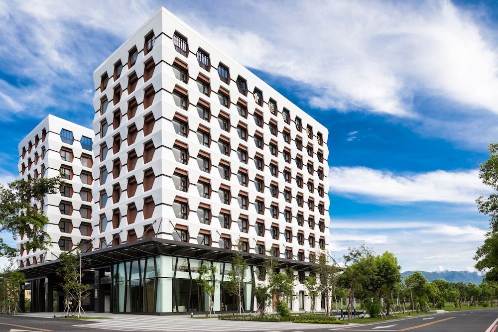 Lakeshore Hotel Yilan 1
