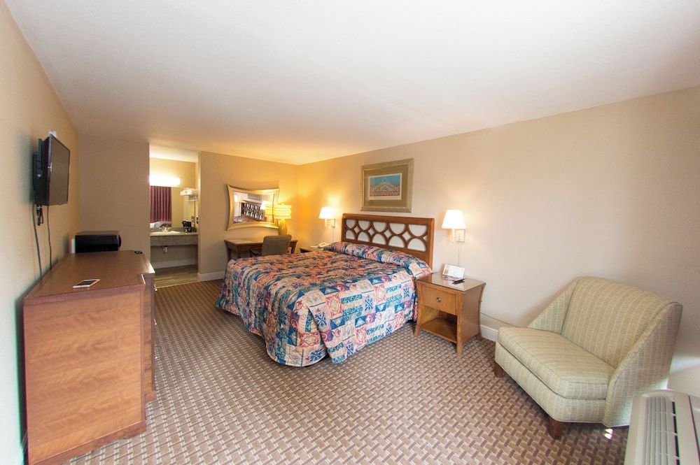 Audubon Inn 2