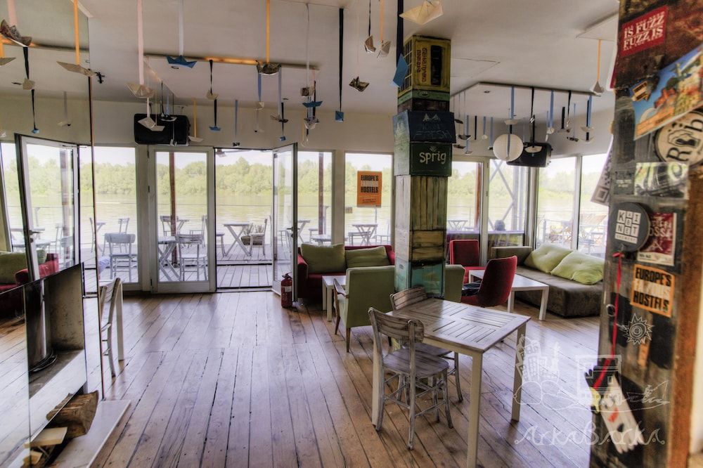 ArkaBarka Floating Hostel 2