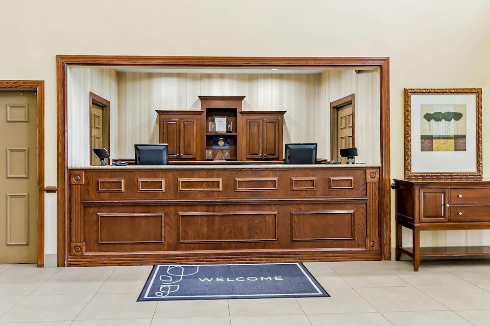 Country Inn & Suites by Radisson, Princeton, WV 2