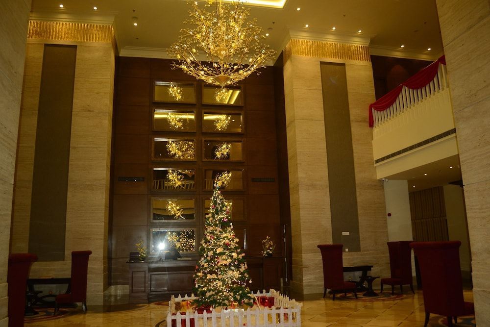 Sheraton Grand Palace Indore 2