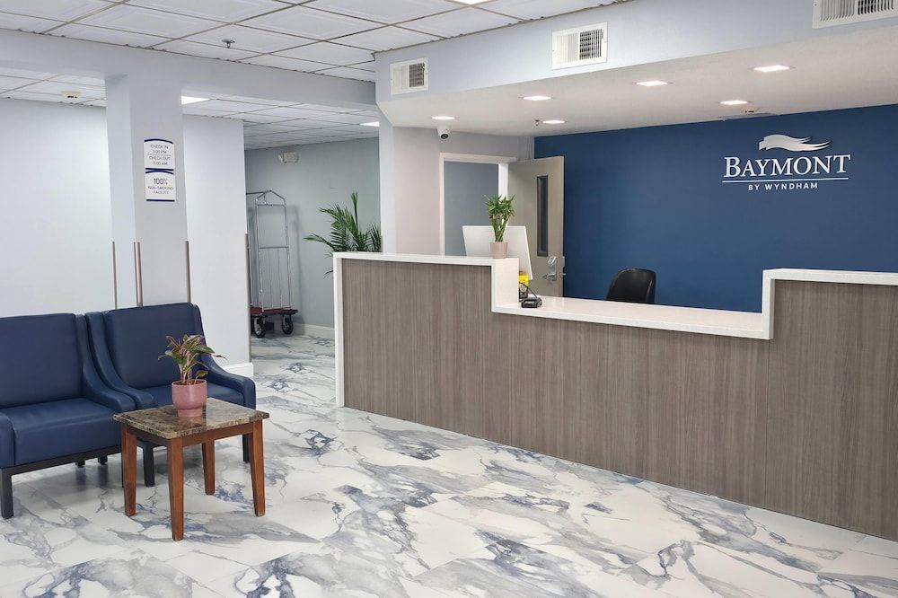 Baymont by Wyndham Louisville Southwest 2