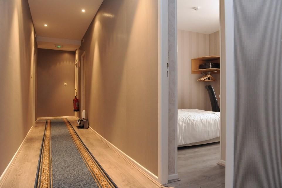 Logis Hôtel La Bastide des Oliviers 1