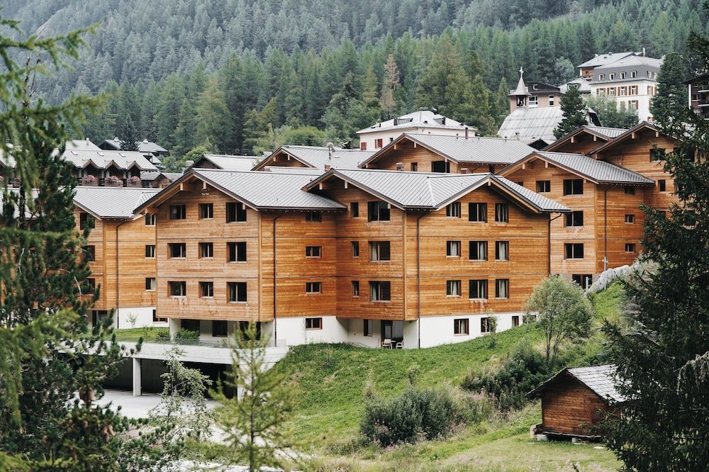 SWISSPEAK Resorts by Pierre & Vacances Premium Zinal 1