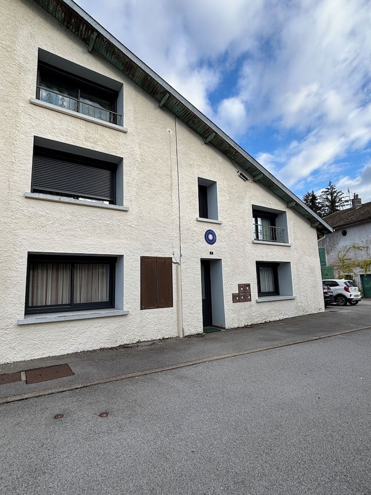 Oyonnax Bellignat Appart Hotel 1