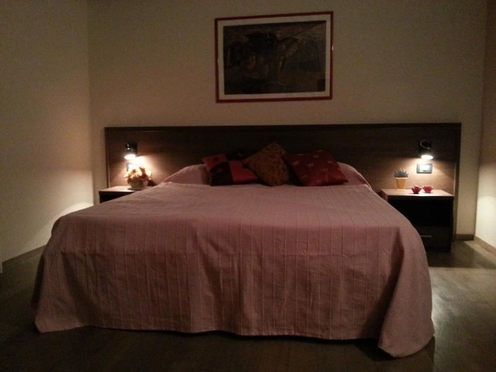 Hotel La Vecchia Reggio 2