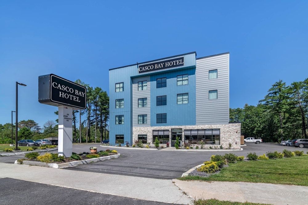 Casco Bay Hotel Portland Airport - Maine Mall, an Ascend Collection Hotel 1