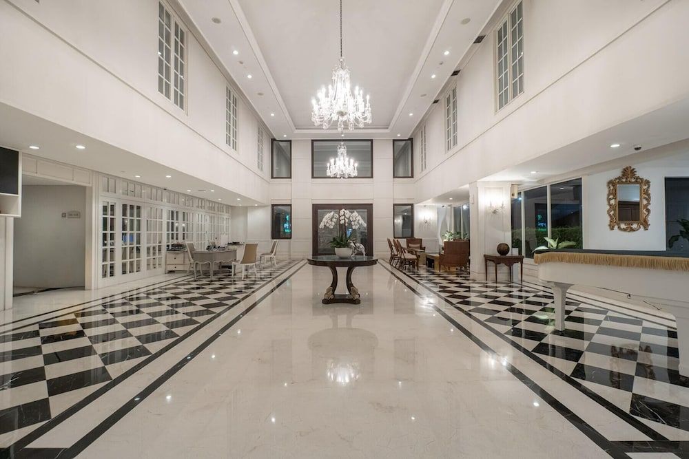 Nims Hotel Seminyak 2