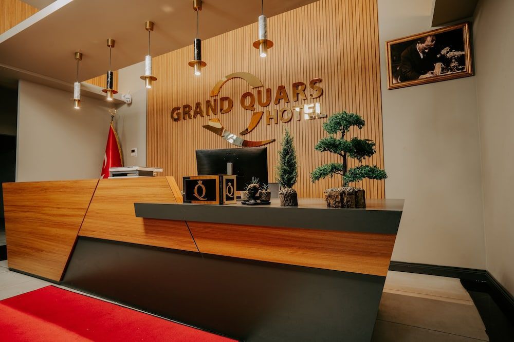 Grand Quars Hotel 2