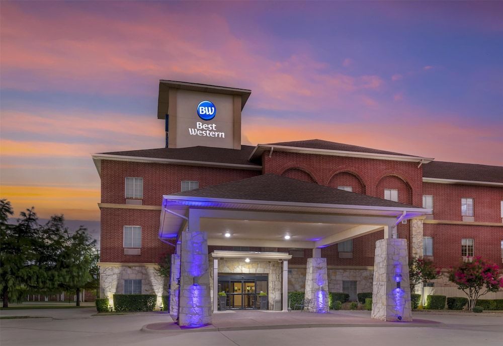 Best Western Red River Inn & Suites 1